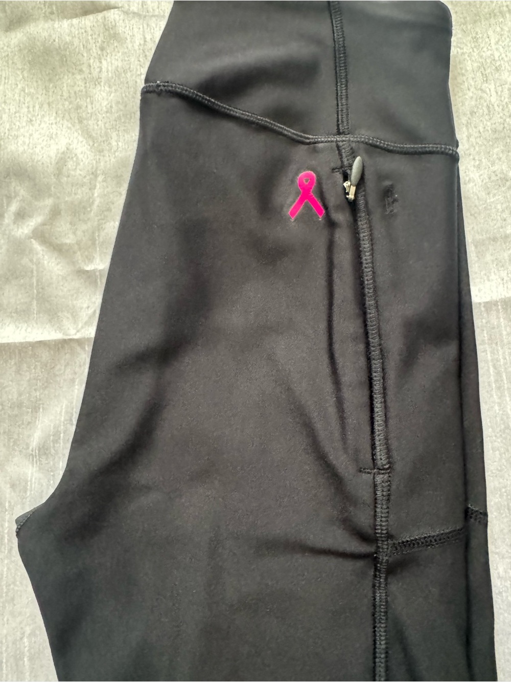 Under Armour Power In Pink Fly-By Pocket Compression Capri Leggings, S, EUC - Picture 9 of 9